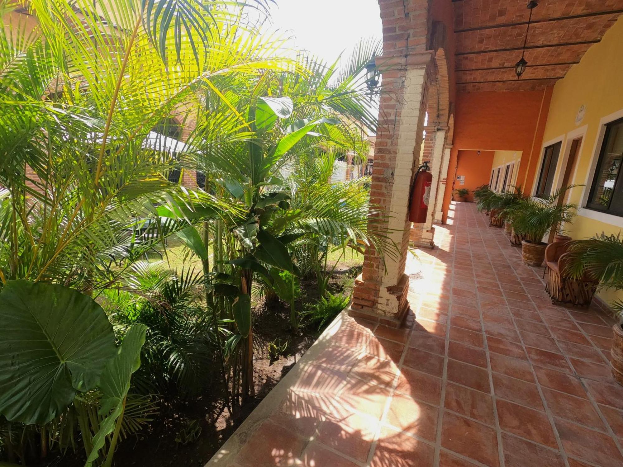 Hotel Boutique Sol Y Luna Spa Ajijic Zewnętrze zdjęcie